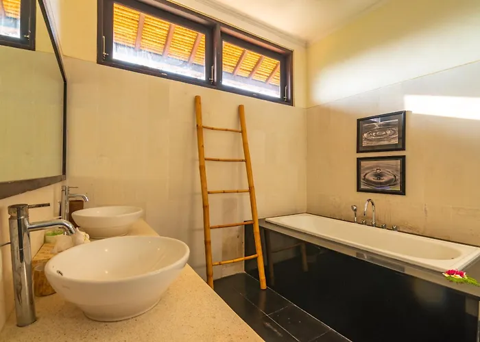 Bali Il Mare Villa *